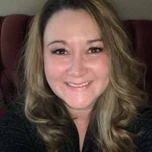 Meet your Posher, Felicia